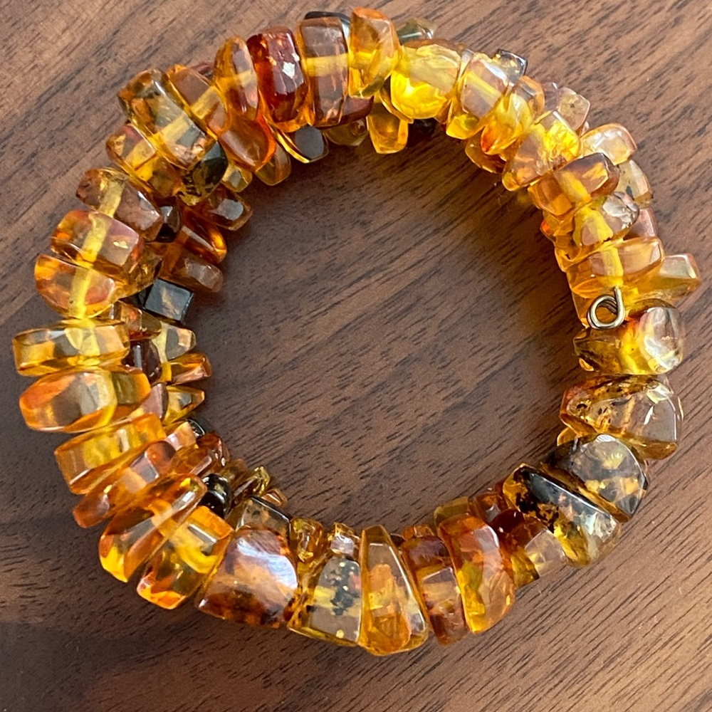 Amber gemstone bracelet. New without tags.